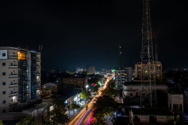 Photo of busy Makka almukarama road.
