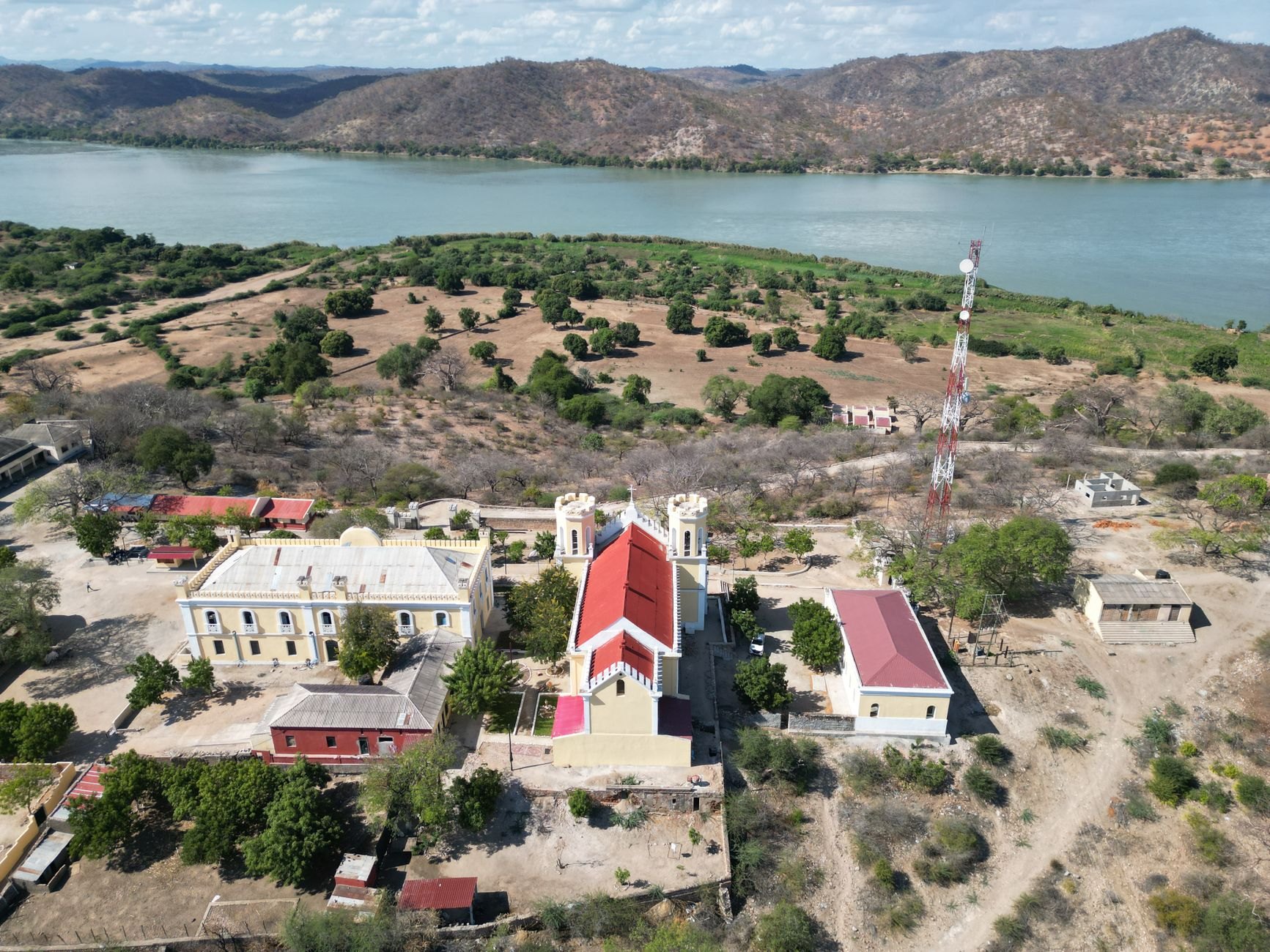 Mozambique — image 2