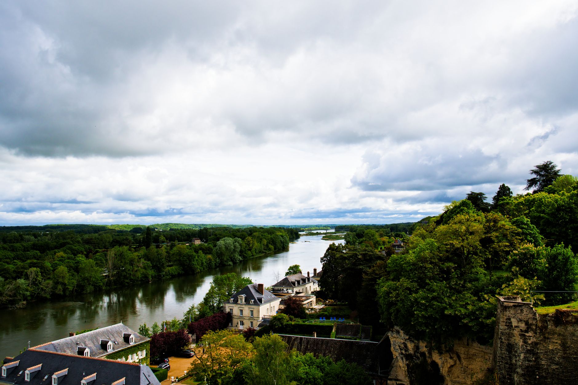 Loire Valley vineyards & river — cycling country
