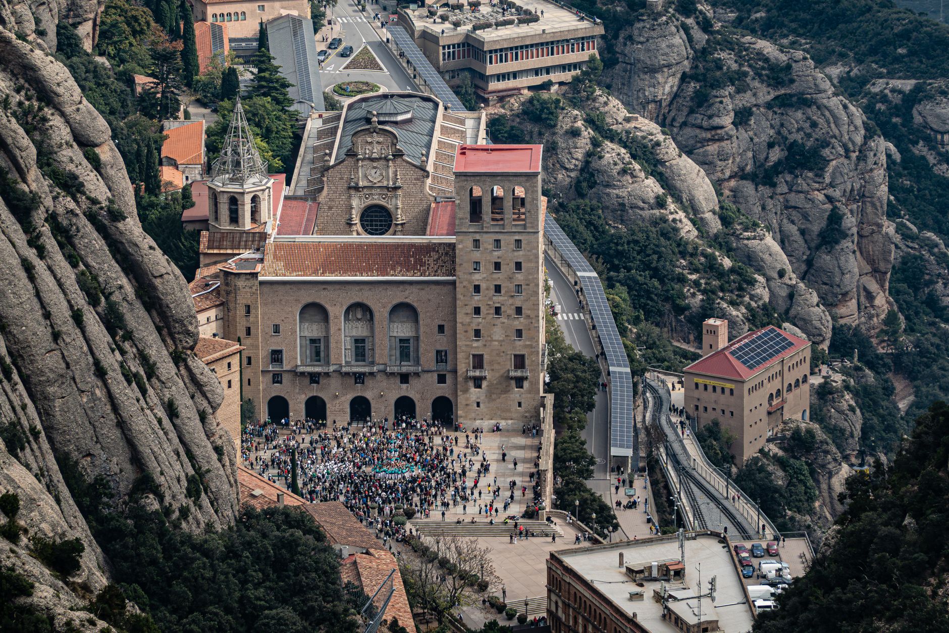 Montserrat monastery & the serrated peaks