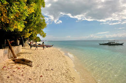 Basdaku White Beach