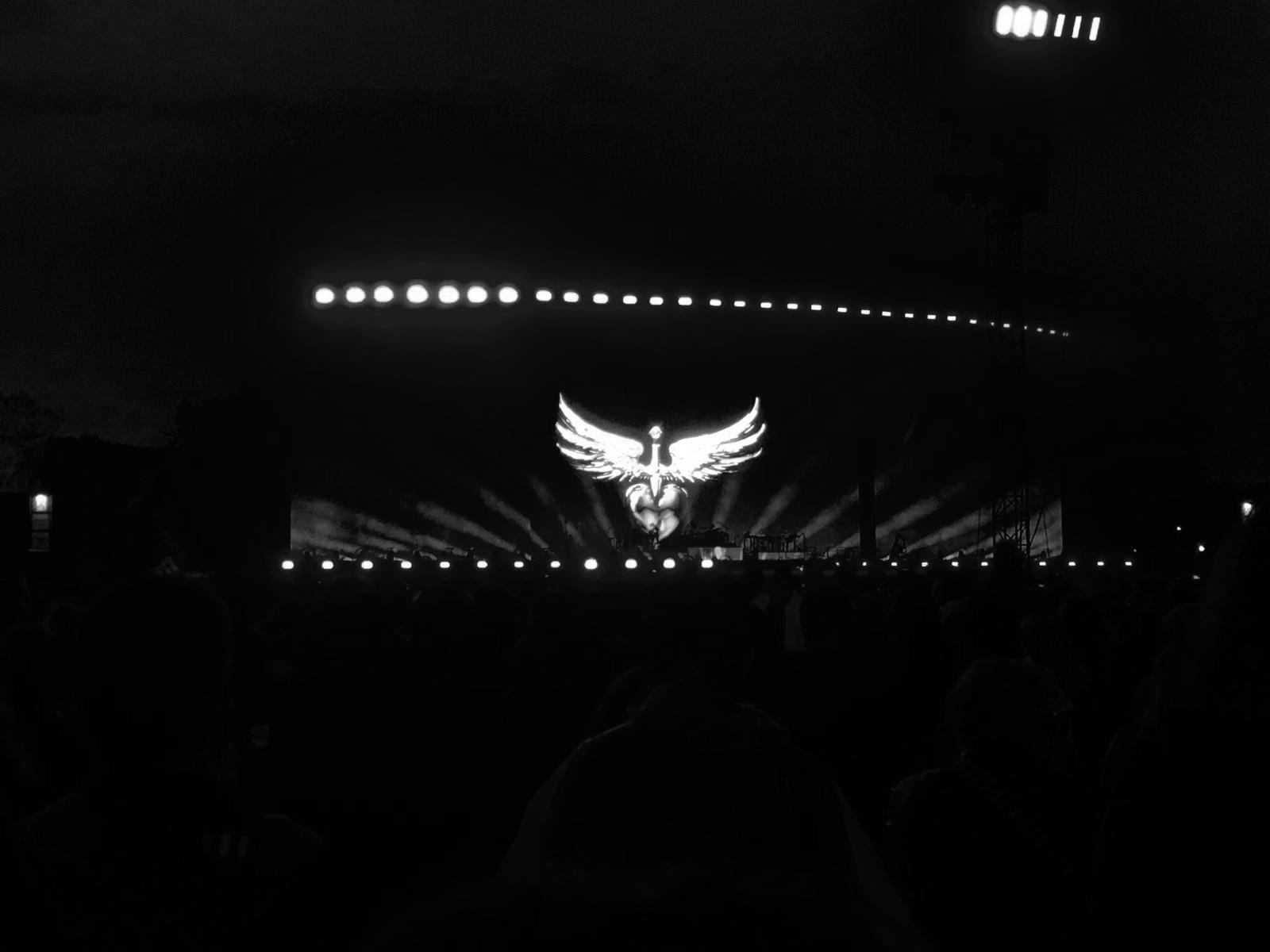 Bon Jovi live concert