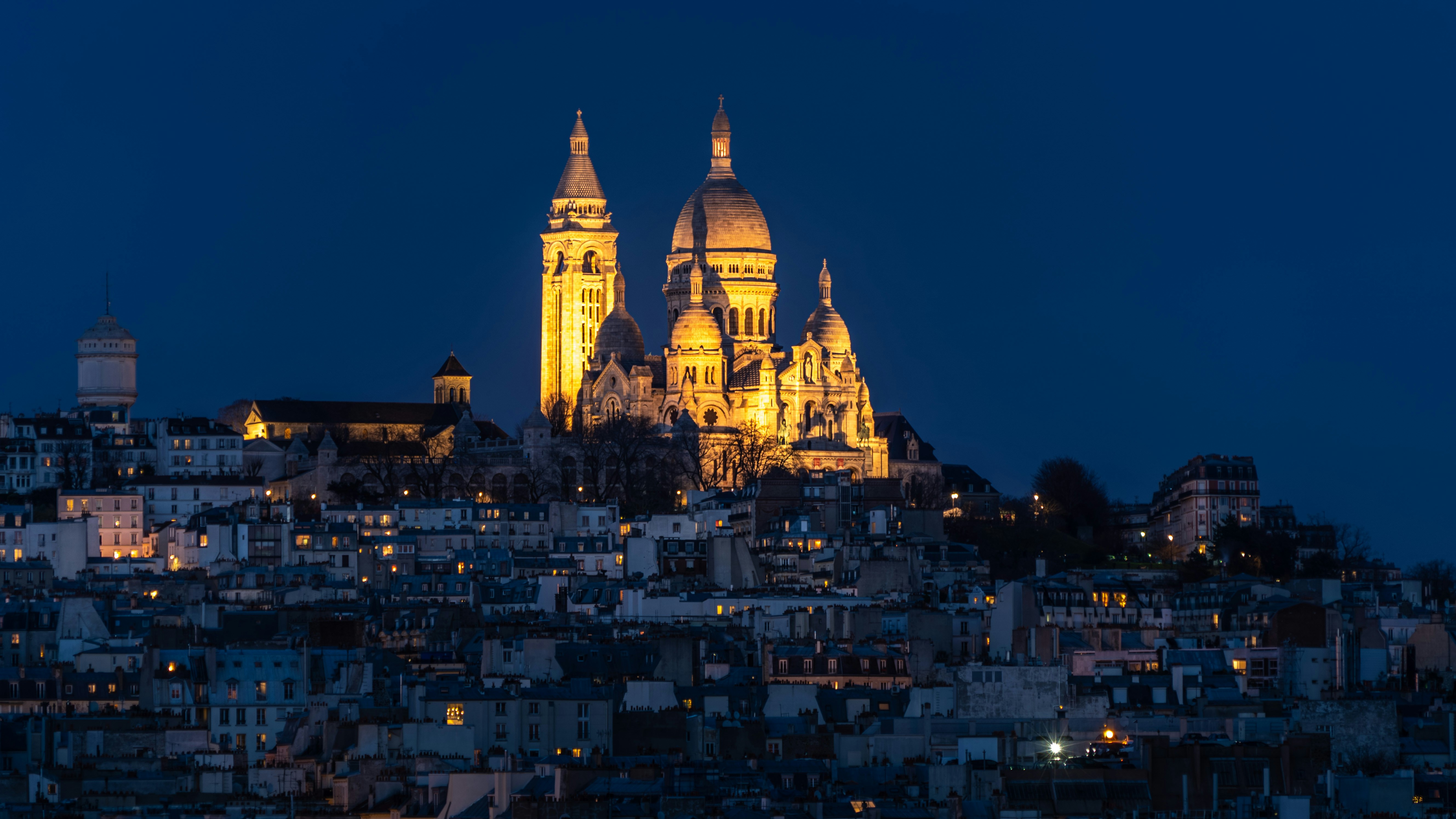 France — image 3