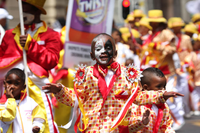 Cape Town Carnival street performers