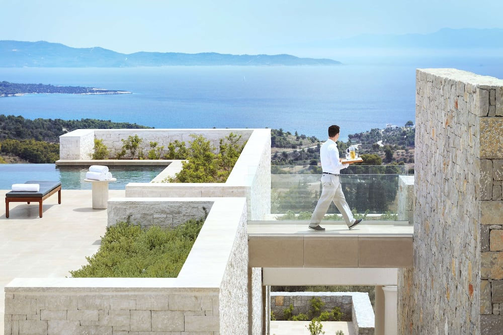 Amanzoe — hero image