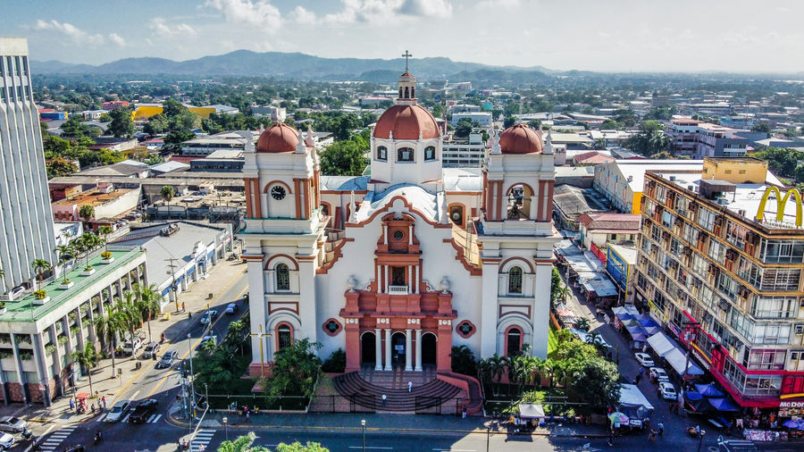 Catedral de San Pedro Sula, Honduras. Foto tomada con Mavic Mini