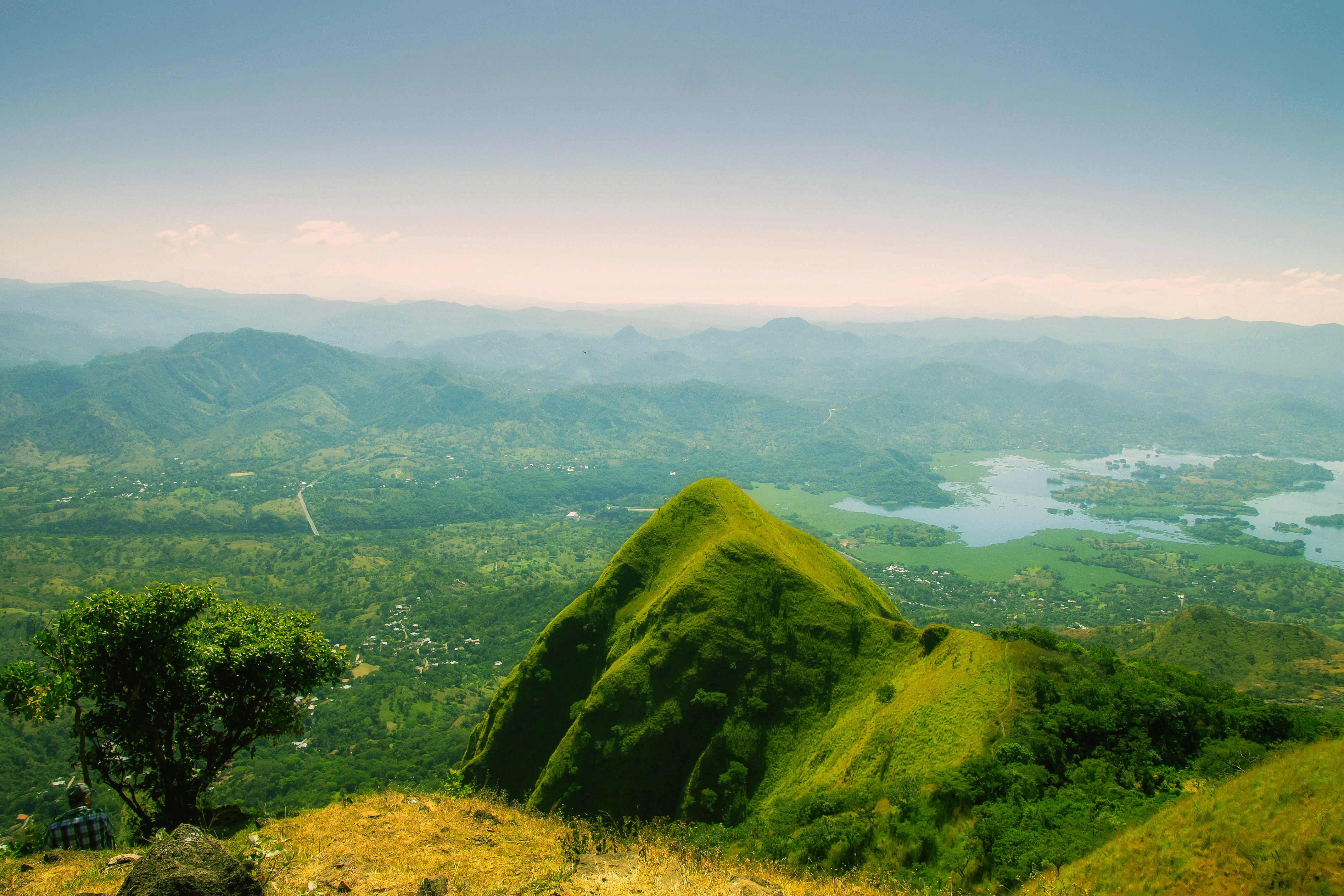 El Salvador — image 2