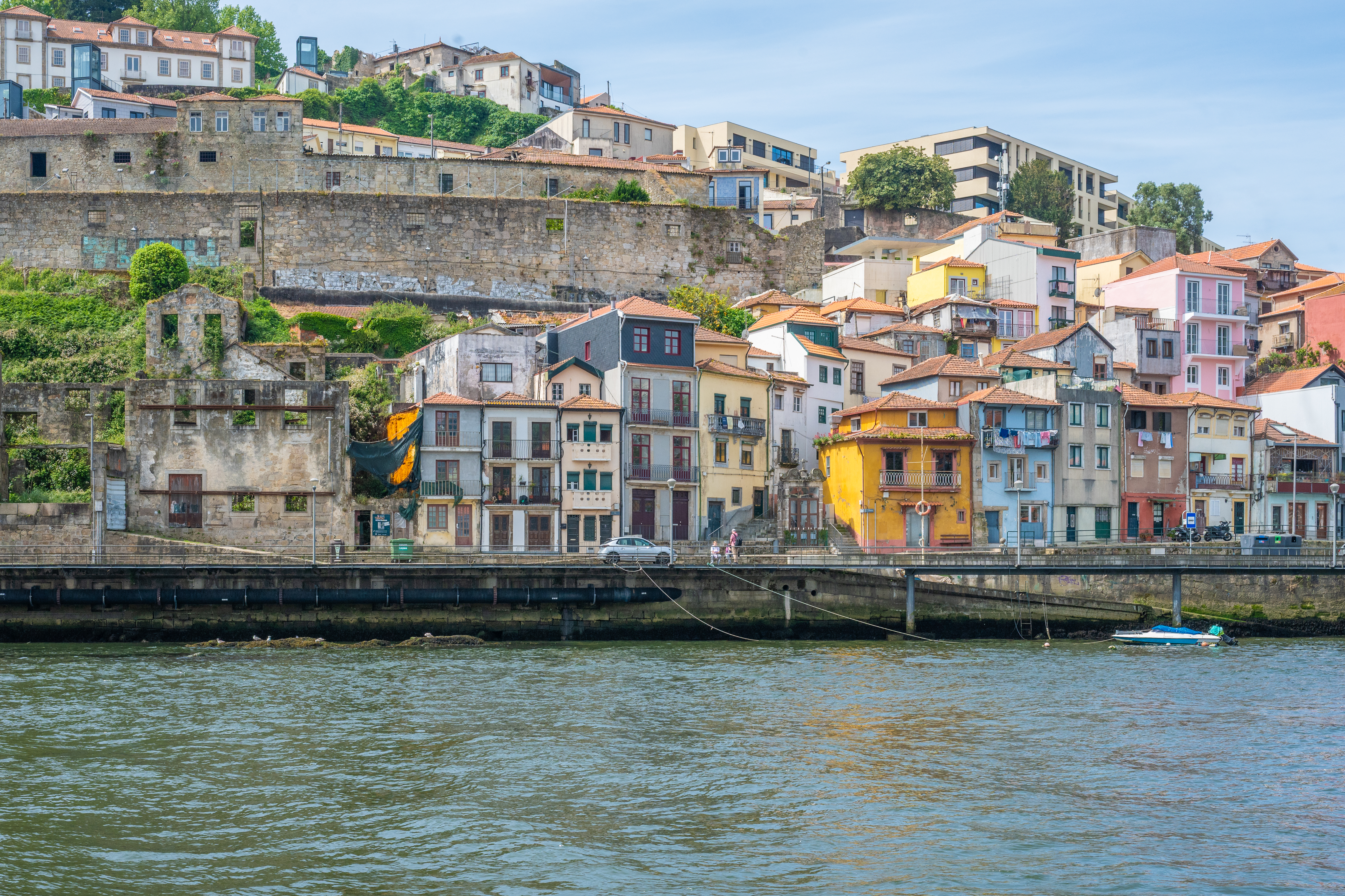 Porto Ribeira riverfront (Fado show host city)