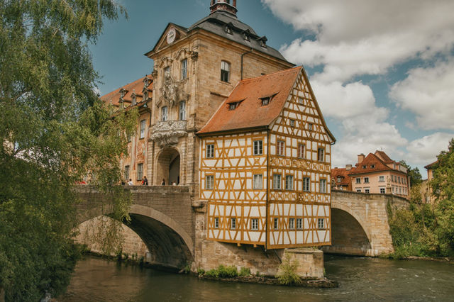 Explore Bamberg's stunning half-timbered architecture on the Regnitz River.