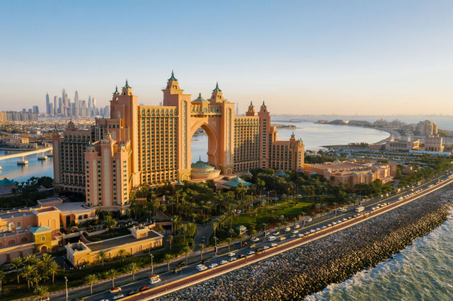 Palm Jumeirah & the Dubai coast