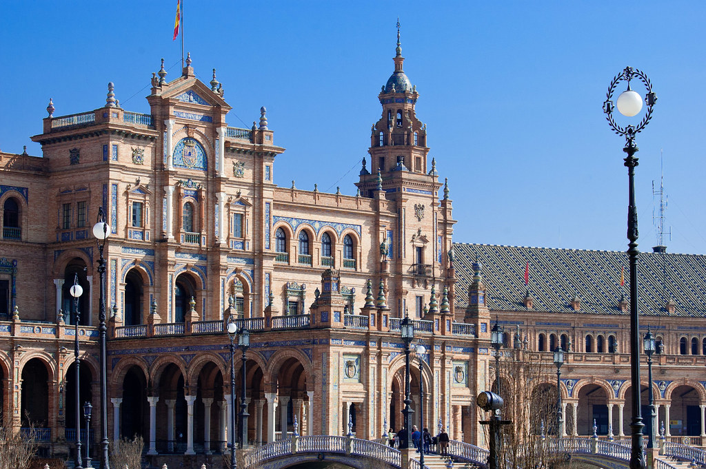 Seville — photo 2