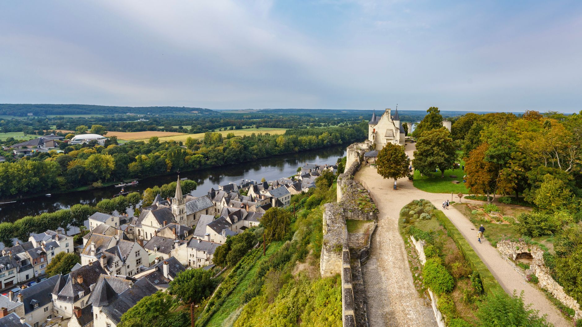 A Loire Valley village & old town
