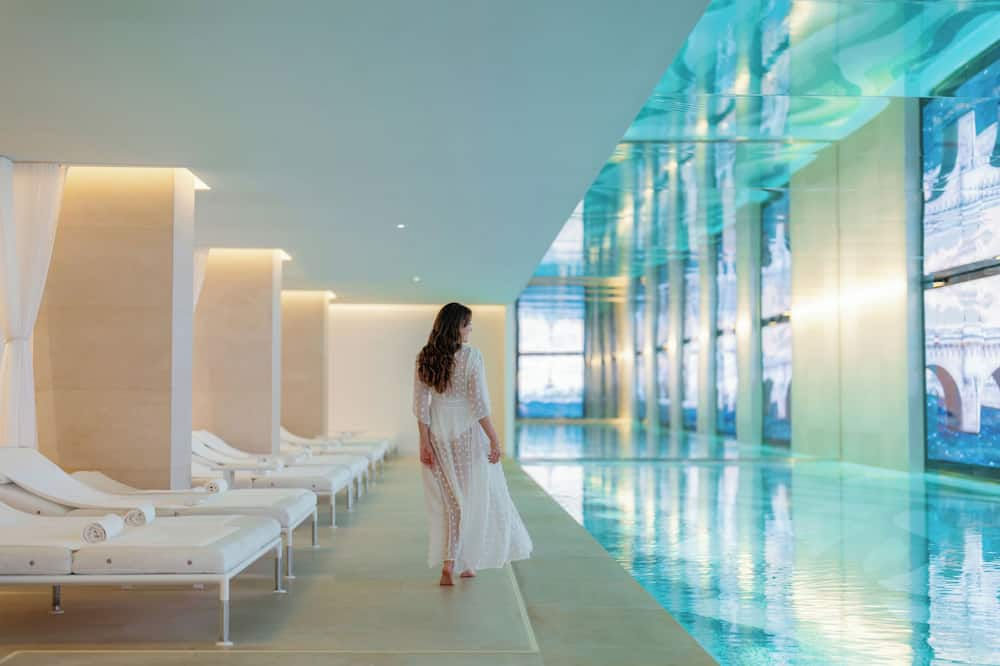 Cheval Blanc Paris — hero image