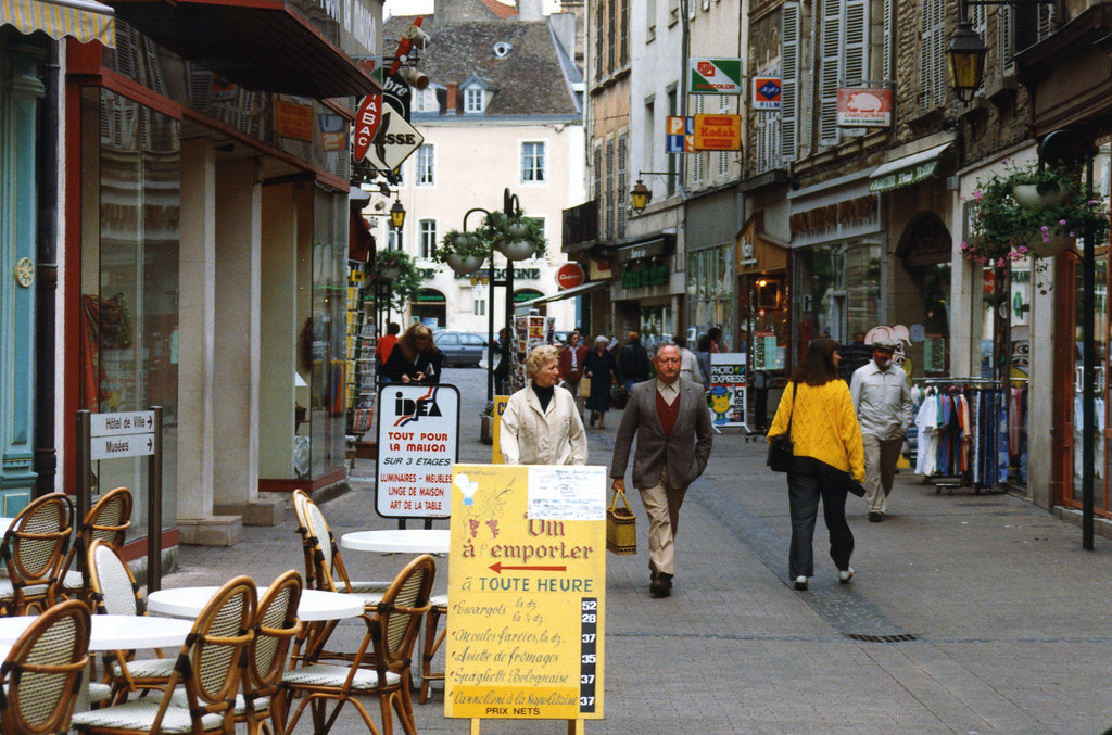 Burgundy — photo 6