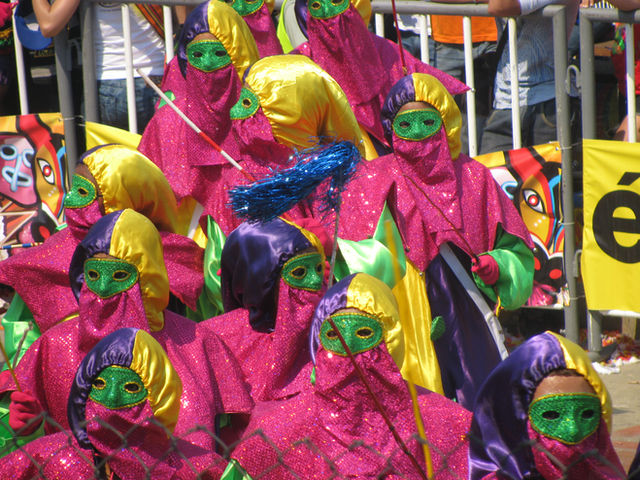 Carnaval de Barranquilla dancers