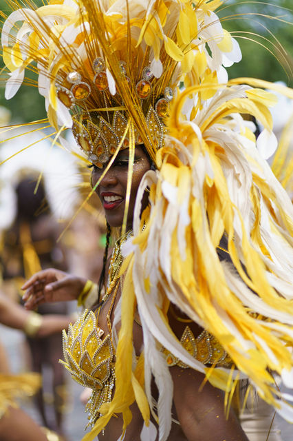 Sunflower yellow and white feathers — the Paris tropical carnival