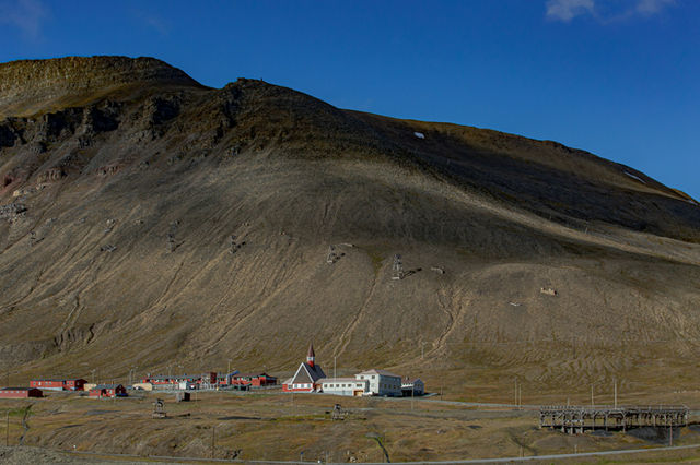 Longyearbyen — the colourful Arctic town under bare mountains, Svalbard