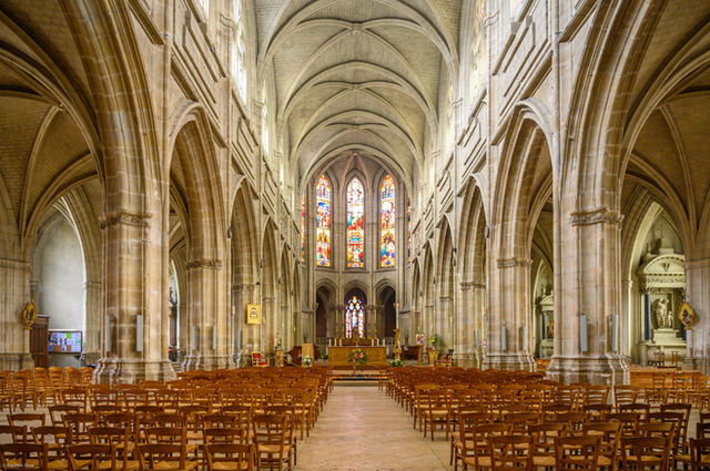 Blois, nestled on the banks of the majestic Loire River, serves as the vibrant capital of the Loir-et-Cher department. This central French city is steeped in history, with its orig