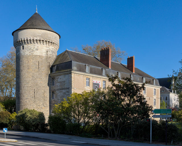 Tours (Indre-et-Loire, France) - Tours castle