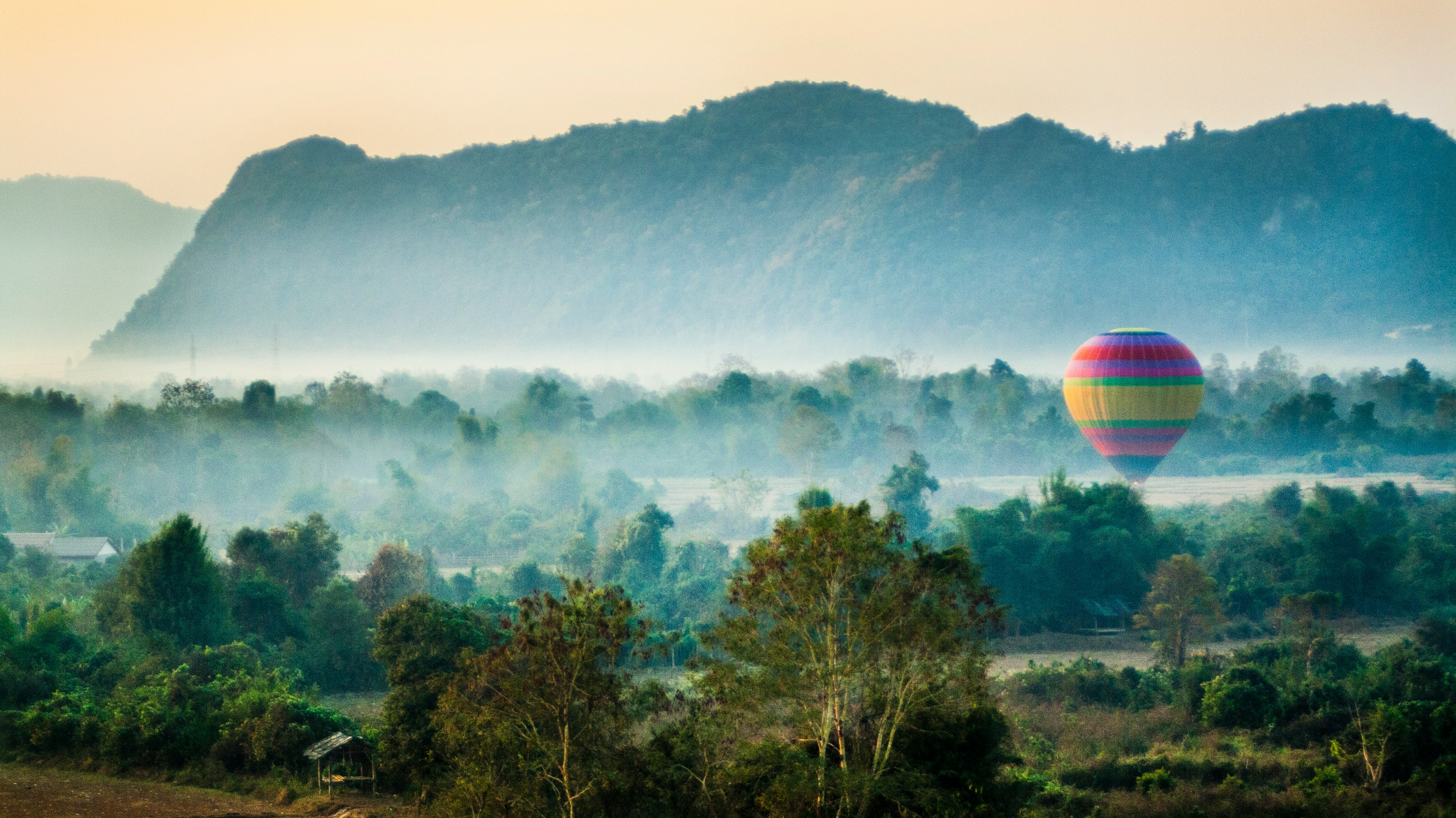 Laos — image 3