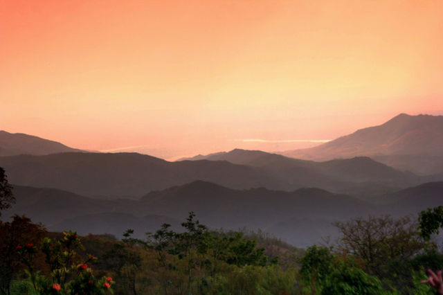 Stunning sunset in Malawi by Craig Manners craigmanners.com