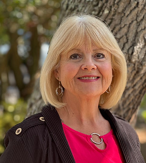 Marybeth Headshot.jpg