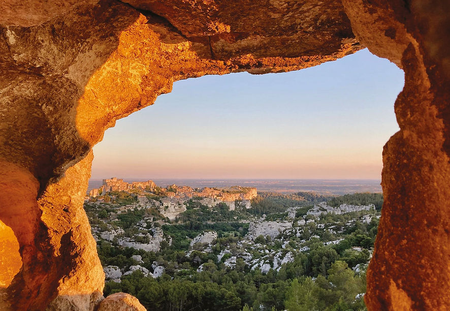 les-baux-de-provence-vue-de-la-roche.jpg