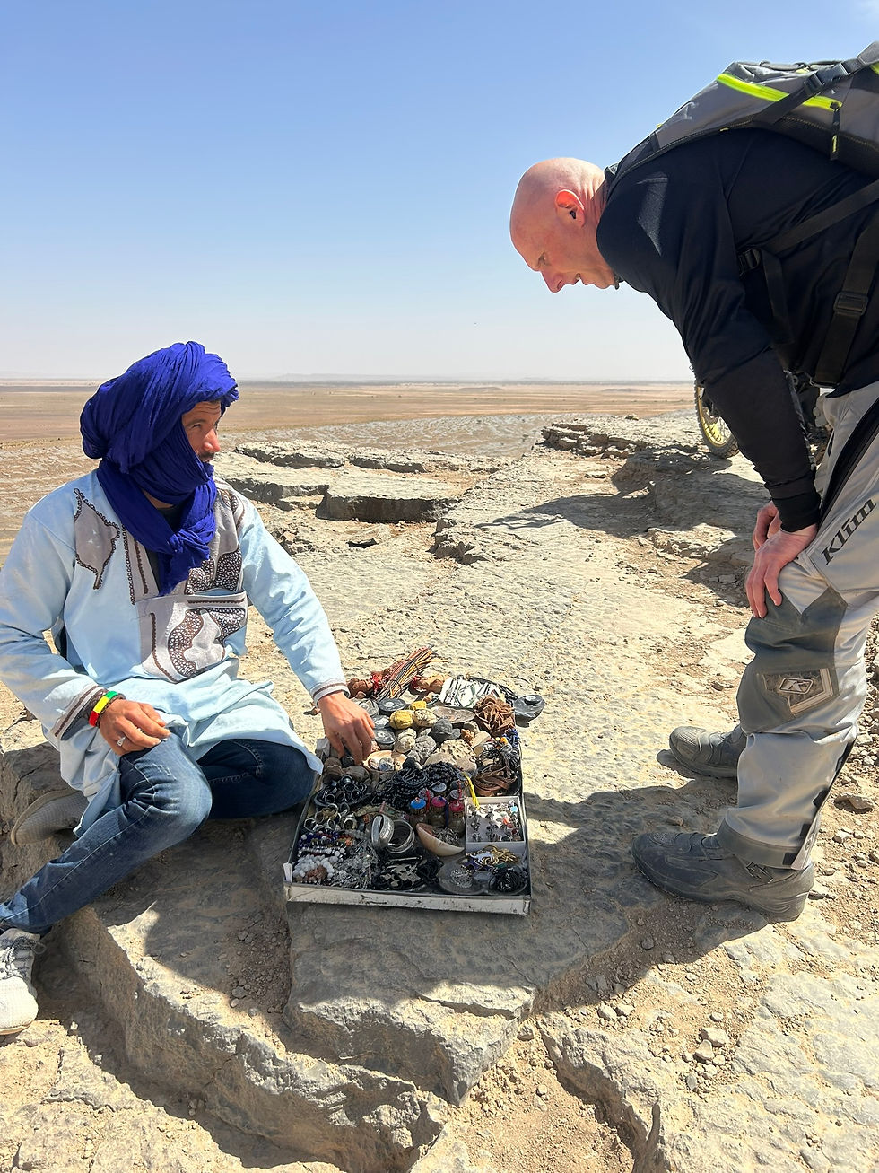 Buying a few gifts at Gara Medouar