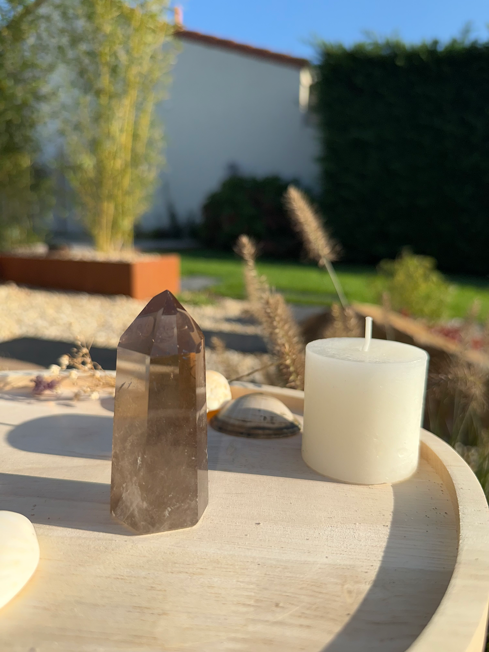 Pointe de Quartz Fumé naturel Ancrage, apaisement émotionnel, Stress