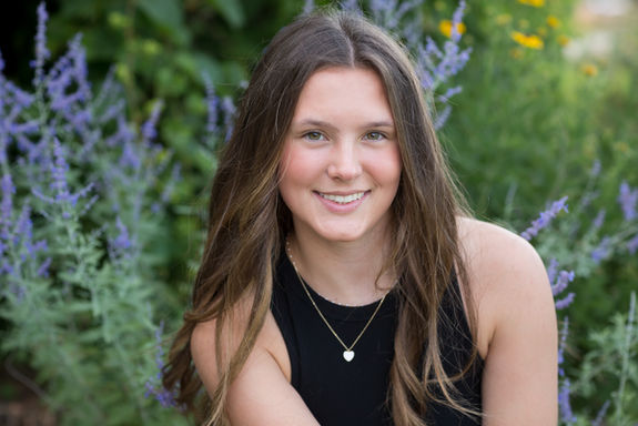 FAQs about Senior Pictures & Headshots Farmington, MN Senior Photographer