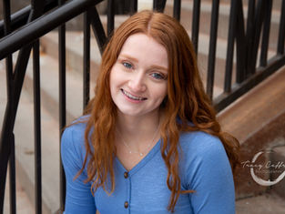 Meet Maggie | Class of 2021 Senior Crew Senior Pictures