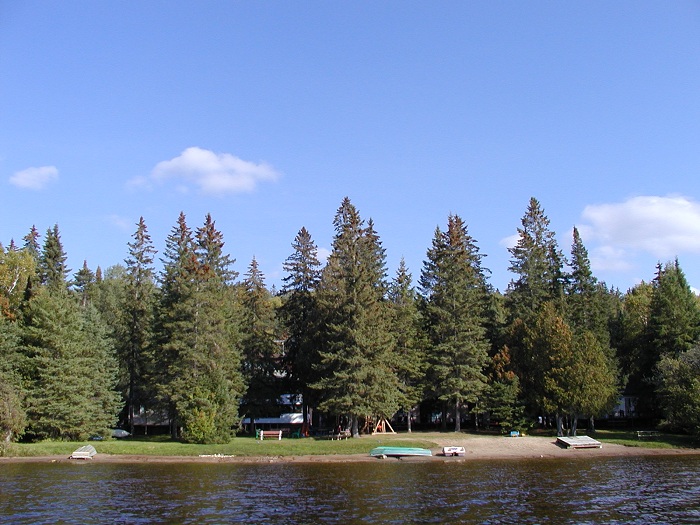 Five Cottages And Chalets Lakeviews I Three Cabins Gardenview