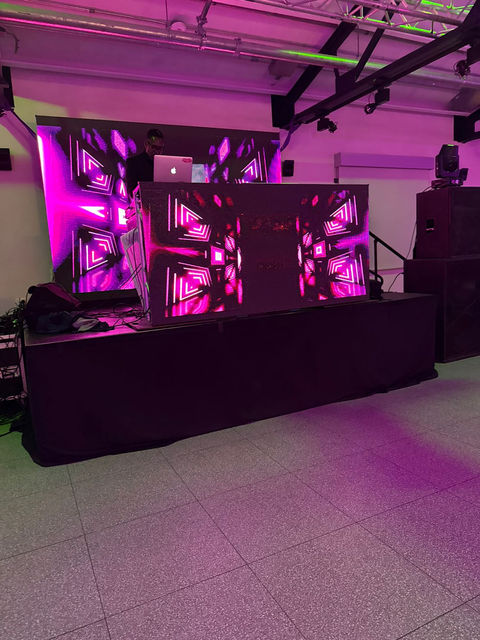 LED Screens

