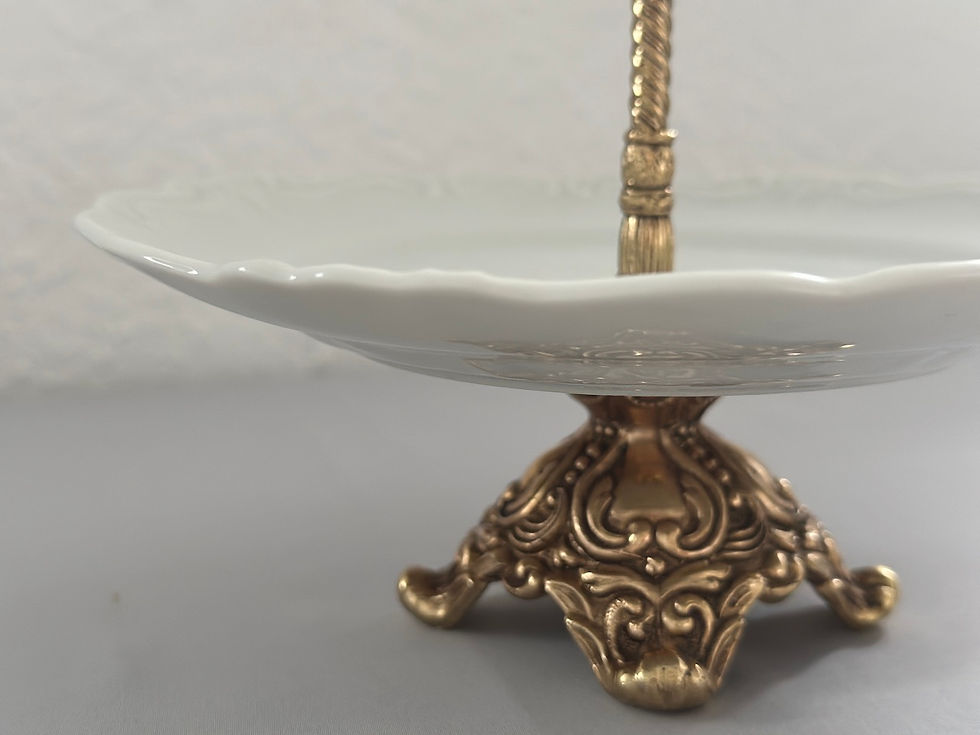 Miniaturbild: Etagere with Angel Handle Size S