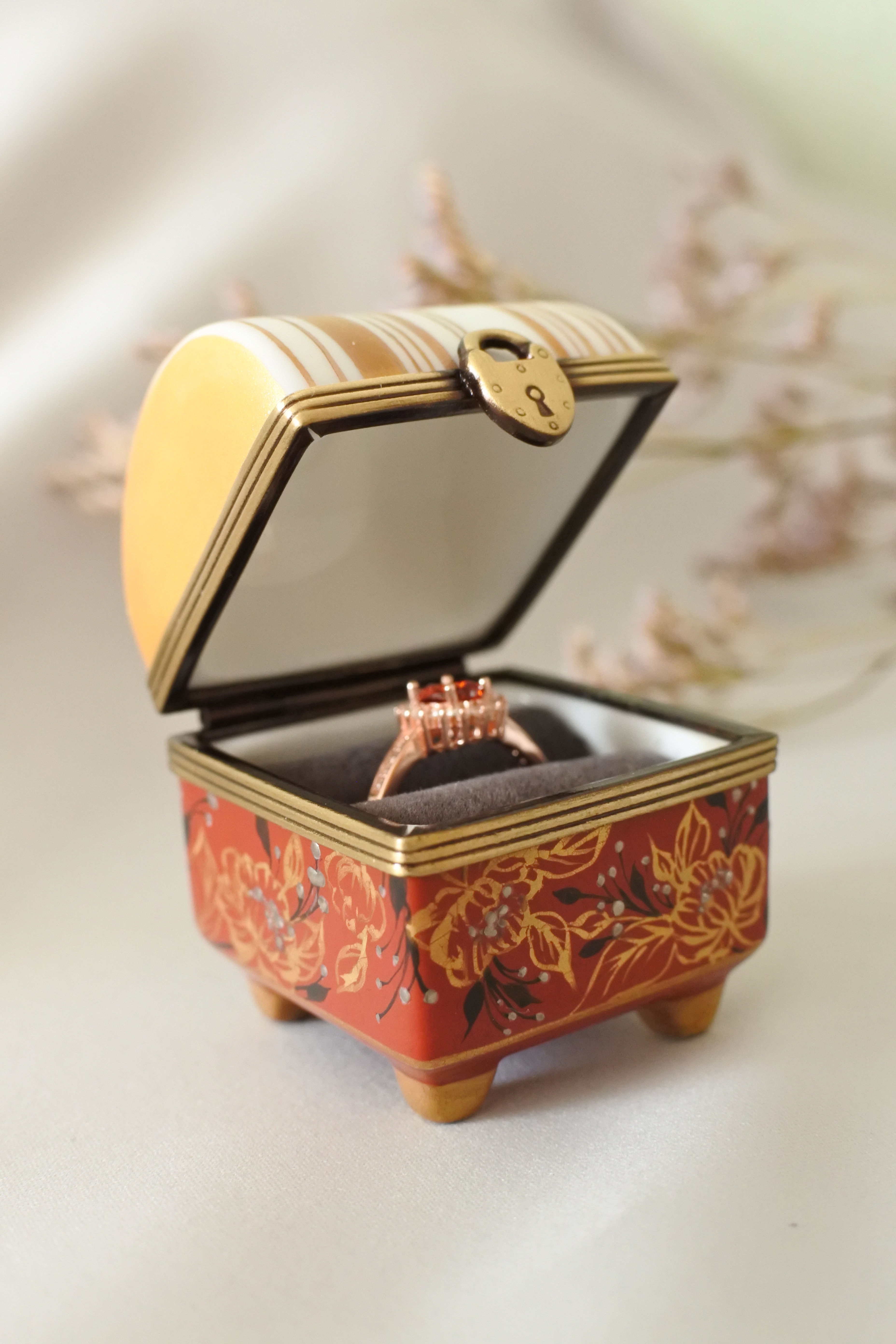 Handmade Porcelain Ring Box | Gold & Platinum Peony x vermillion
