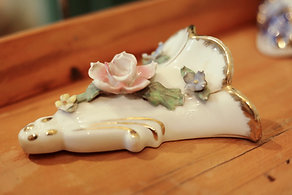 Floreira de Parede Porcelana - Antiguidade