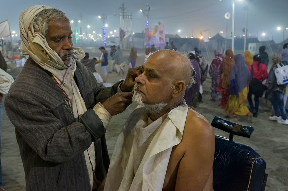 Daily Life and Pilgrims at Kumbha Mela
