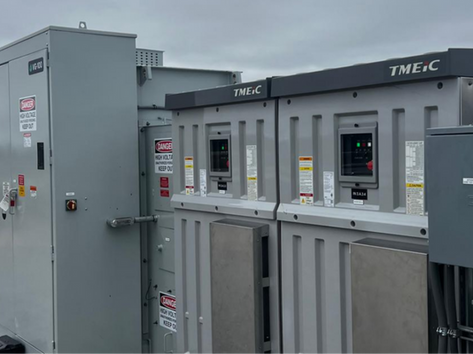 Modificación de gabinetes y validación de red en planta solar de 240 MW AC en Virginia por OZ Power