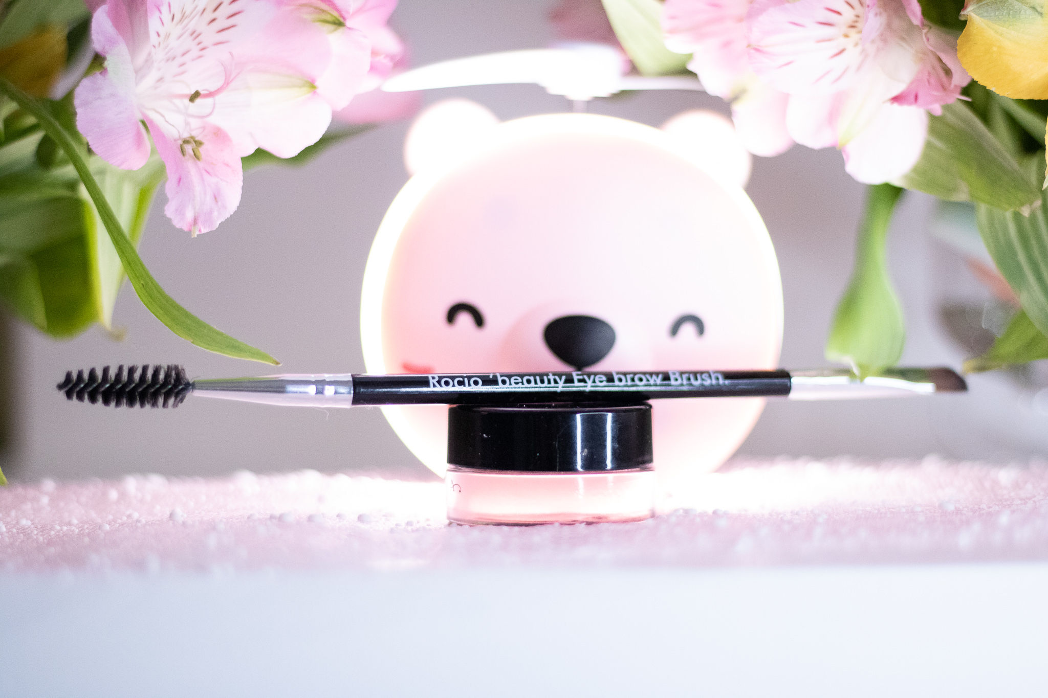 Roxxy Eye brow brush (: