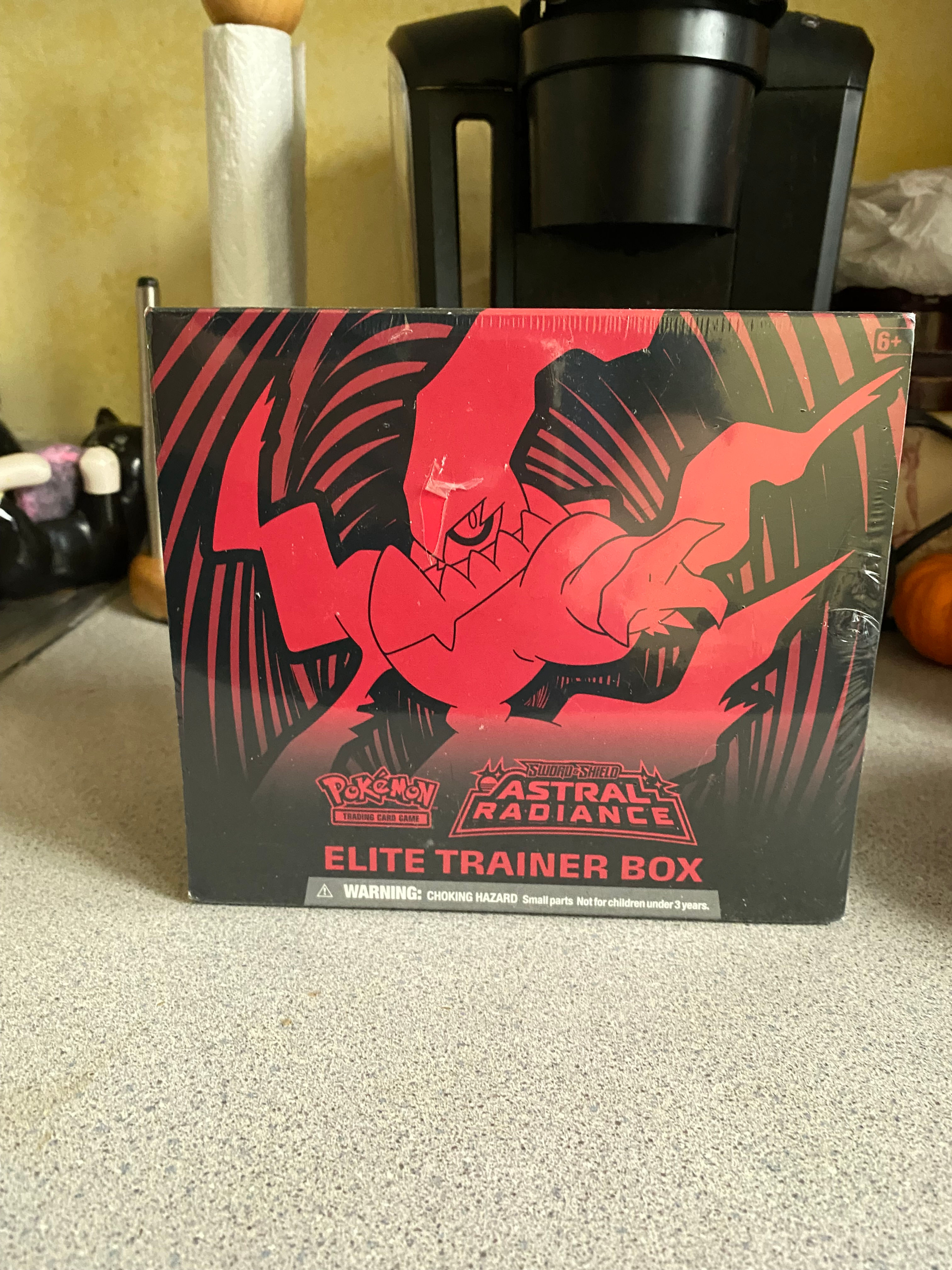 Pokemon Astral Radiance Elite Trainer Box