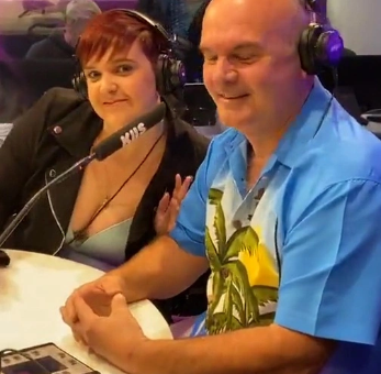 Man Pashes His Daughter In Radio Competition For $1000 