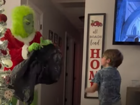 A Real Life Grinch Showed Up To Ruin Christmas