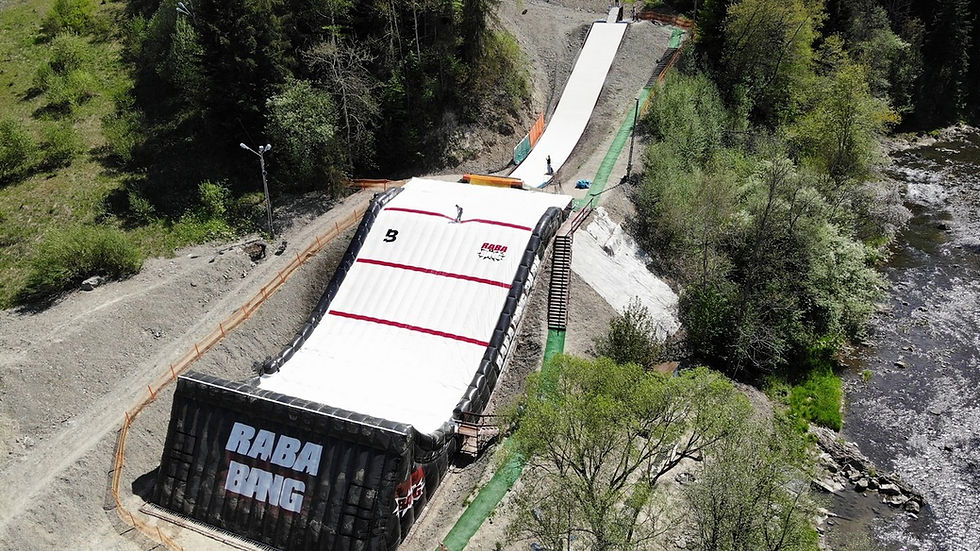 Wyjazdy snowboardowe na poduszkę z Warszawy