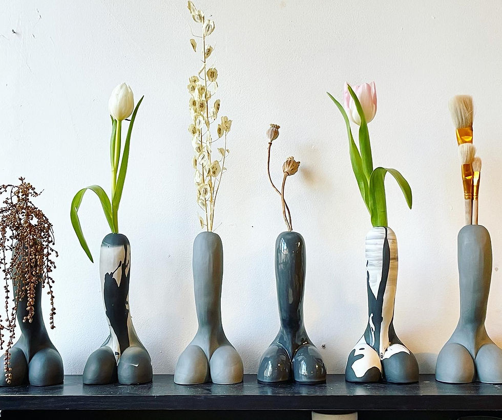 Thumbnail: Marbled Willy Vase