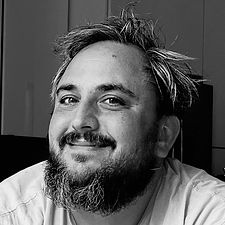 Simon Fischer-Baum headshot.