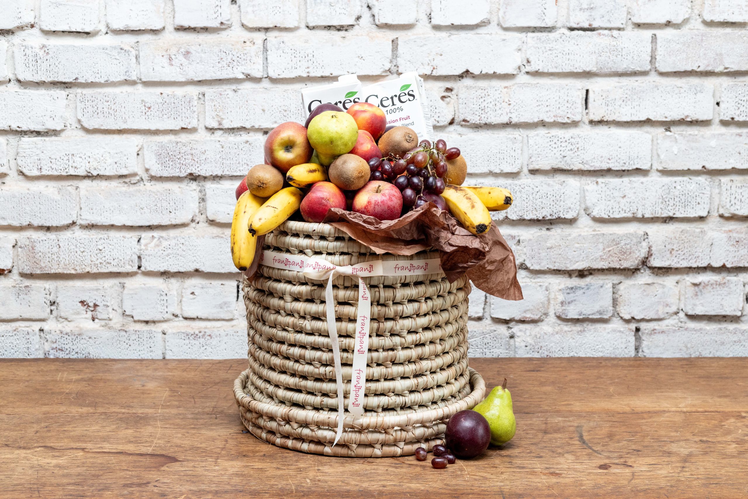 Fresh Fruit Hamper - Large