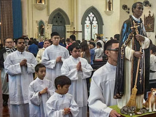 Primera estatua latinoamericana de San Martín de Porres queda fija en Singapur