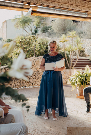 Wedding Celebrant English zweisprachige freie Trauung