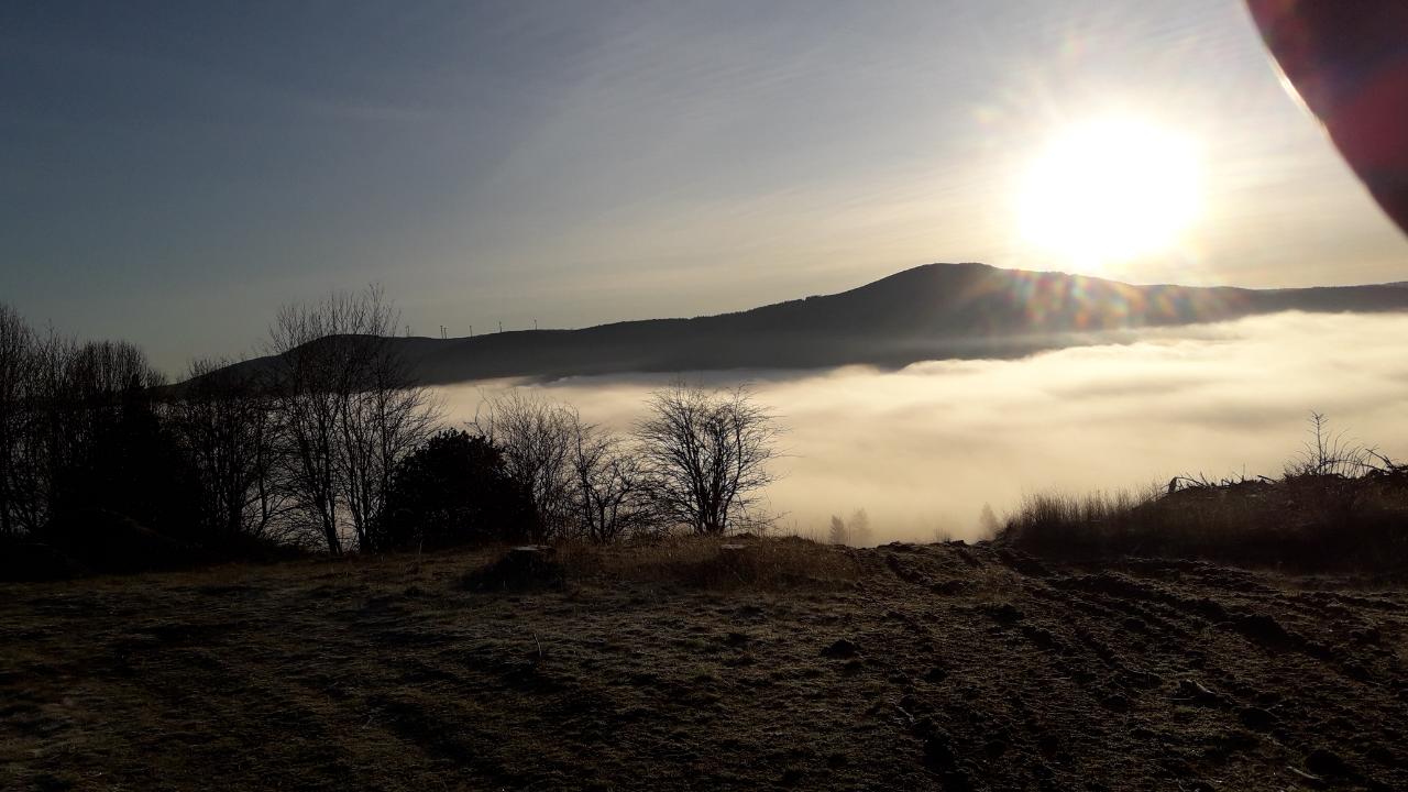 Sur les hauteurs de Nages