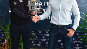 Працюємо разом: Патрульна поліція та МАРТІН-клуб посилюють допомогу постраждалим.